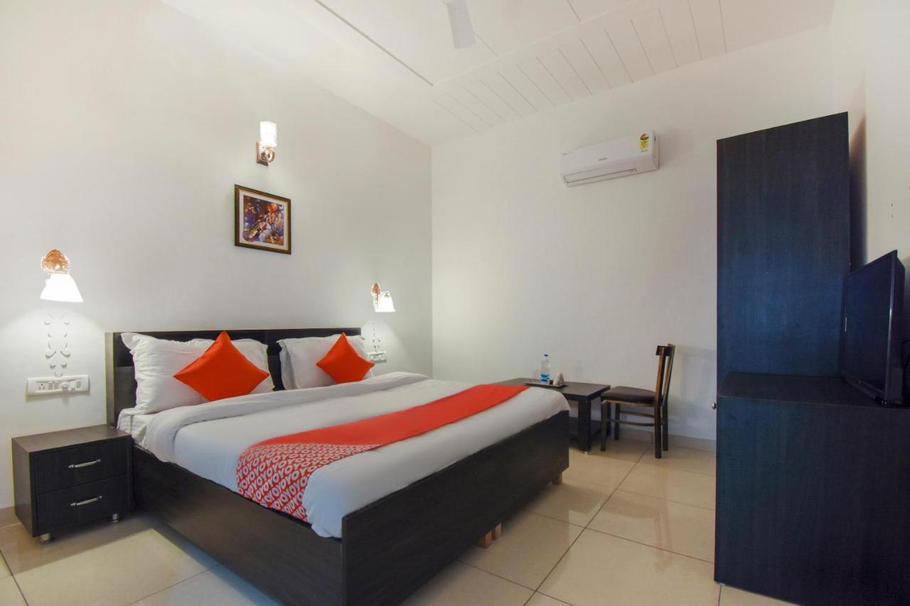 Oyo 75460 Sky High Residency Hotell Ludhiana Eksteriør bilde