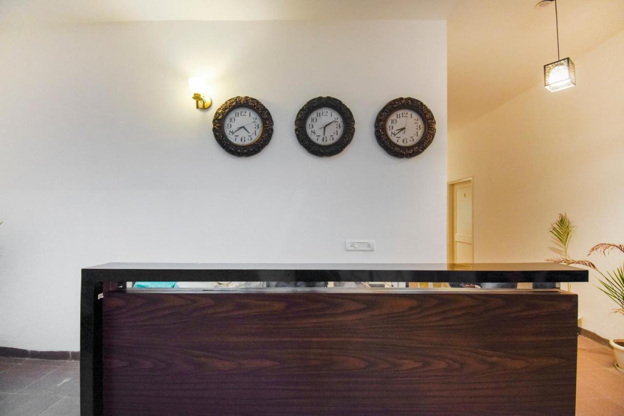 Oyo 75460 Sky High Residency Hotell Ludhiana Eksteriør bilde